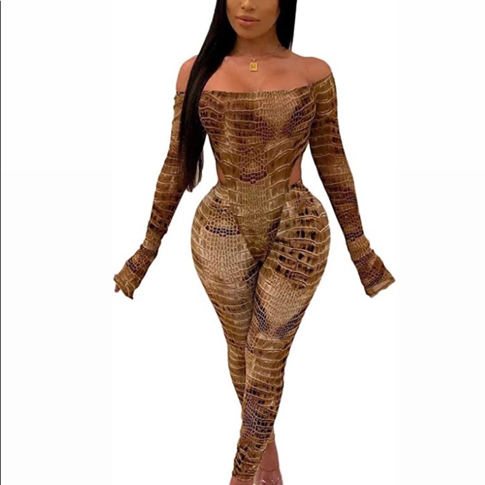 Brown snake print Two Outfit for Women Sexy Off Shoulder Long Sleeve Bodysuit